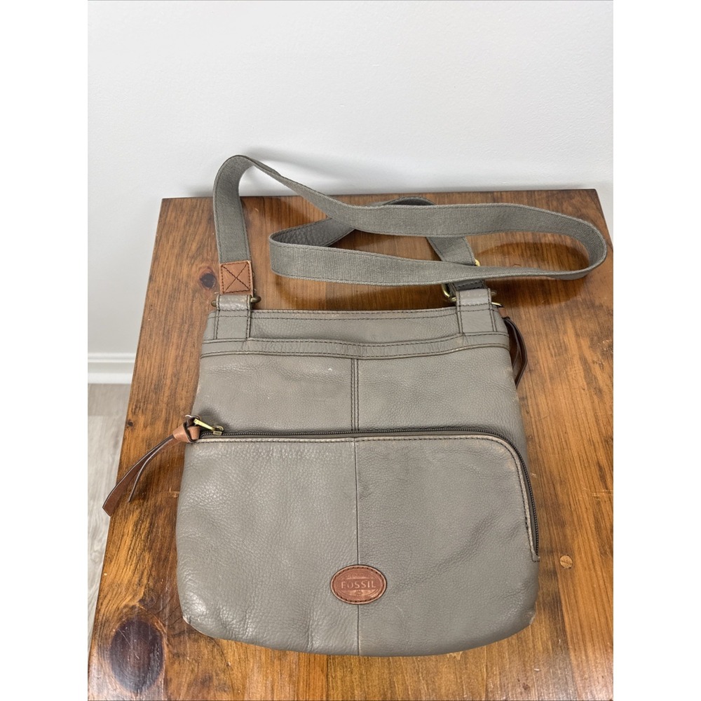 VTG Fossil Morgan Traveler Crossbody Shoulder Bag Purse Grey Pebbled Leather